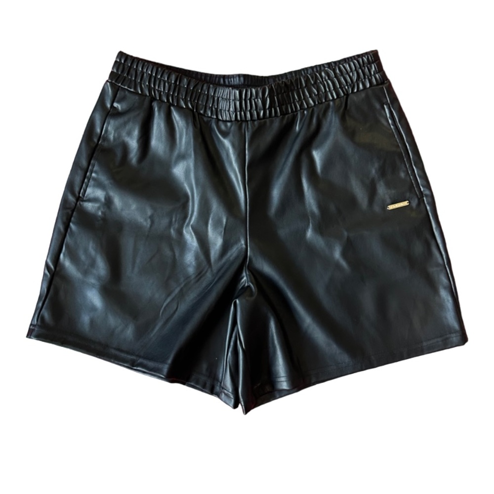 FABLETICS Women’s Size L/10 Vegan Leather Short - NEW!